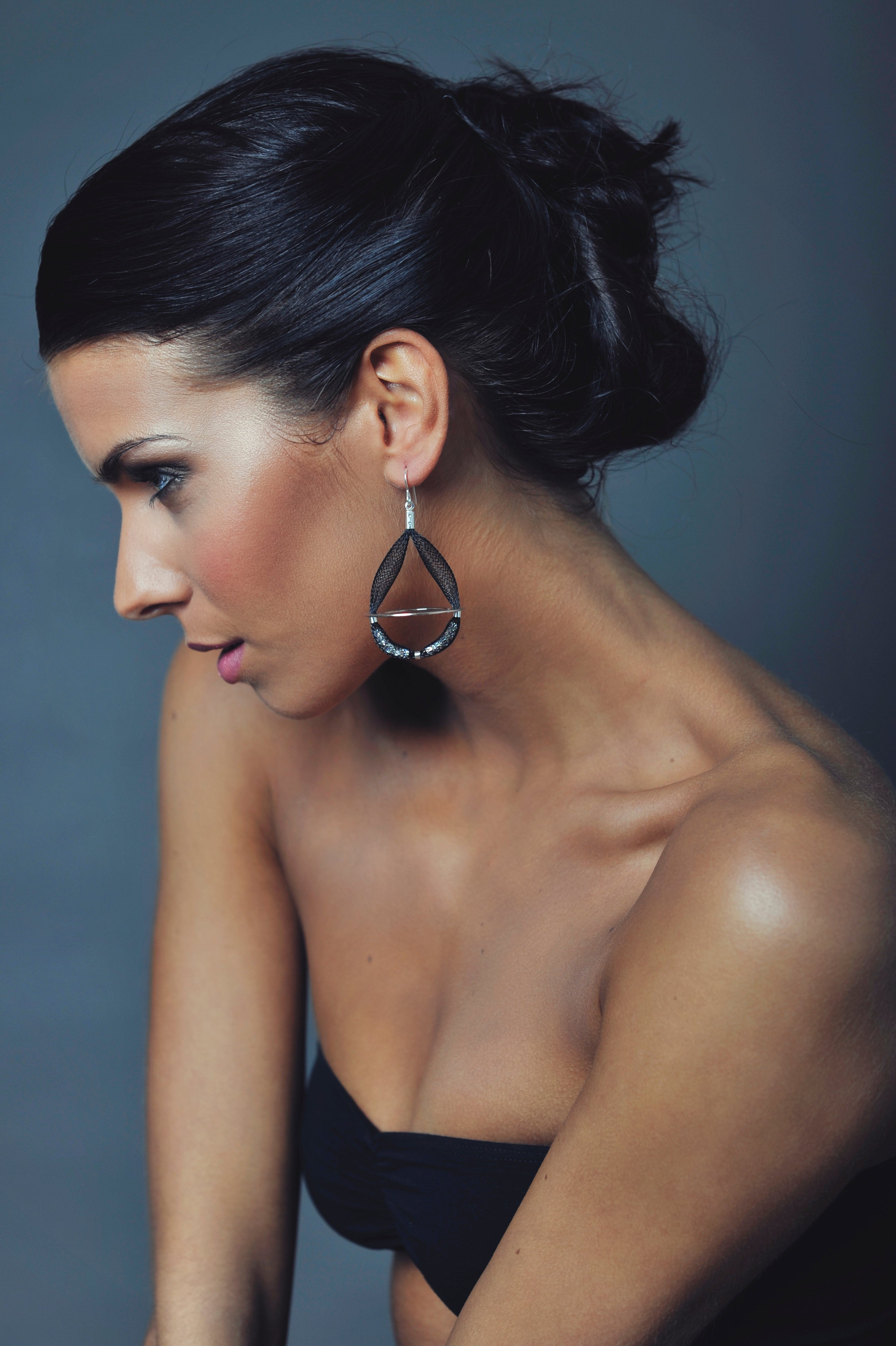 They go particularly well with eveningwear and are a real conversation starter.